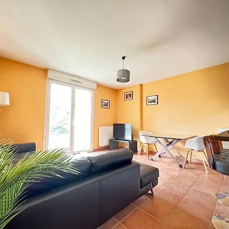 Bel Appartement Spacieux 2 Pers Avec Balcon - Thermale 3 Chamalières Buitenkant foto